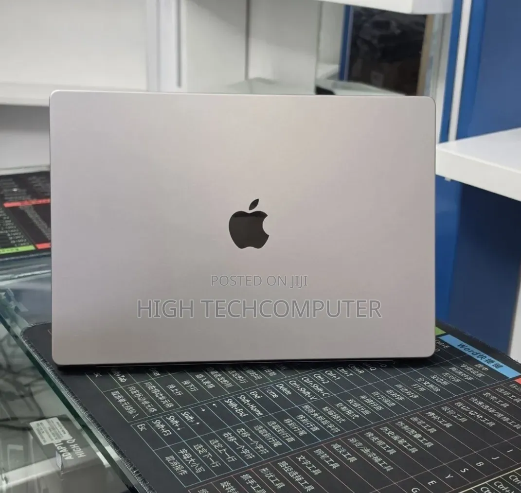 New Laptop Apple MacBook Pro 2024 M4 32GB Apple M1 Pro SSD 512GB