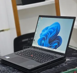 New Laptop Lenovo ThinkPad T14s Gen 2 16GB Intel Core i7 SSD 512GB