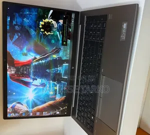 New Laptop HP ZBook Firefly G8 16GB Intel Core i7 SSD 512GB