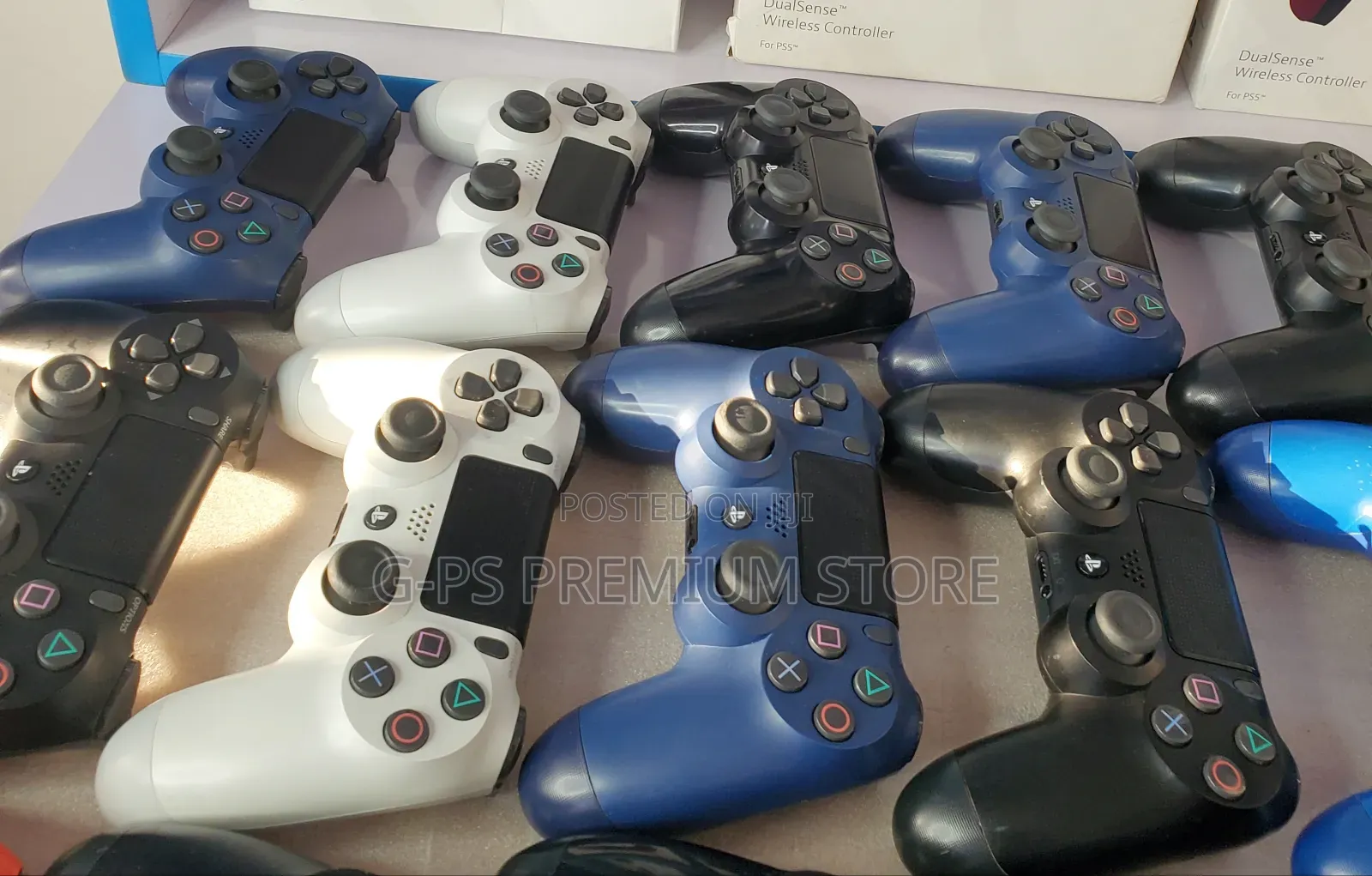 Ps 4 Original Joystick በፈለጉት ከለር በጣም በቅናሽ በብዛት ለሚወስድ እናስረክባለን