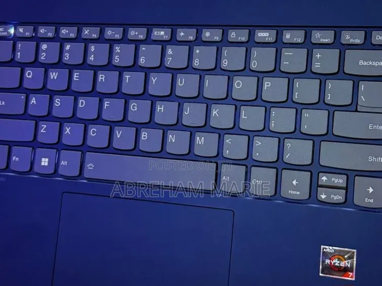 New Laptop Lenovo Ideapad 3 16GB Intel Core i7 SSD 512GB