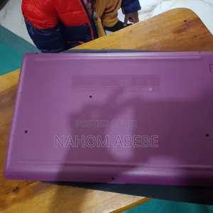 Laptop HP 15 4GB AMD Ryzen 3 HDD 500GB