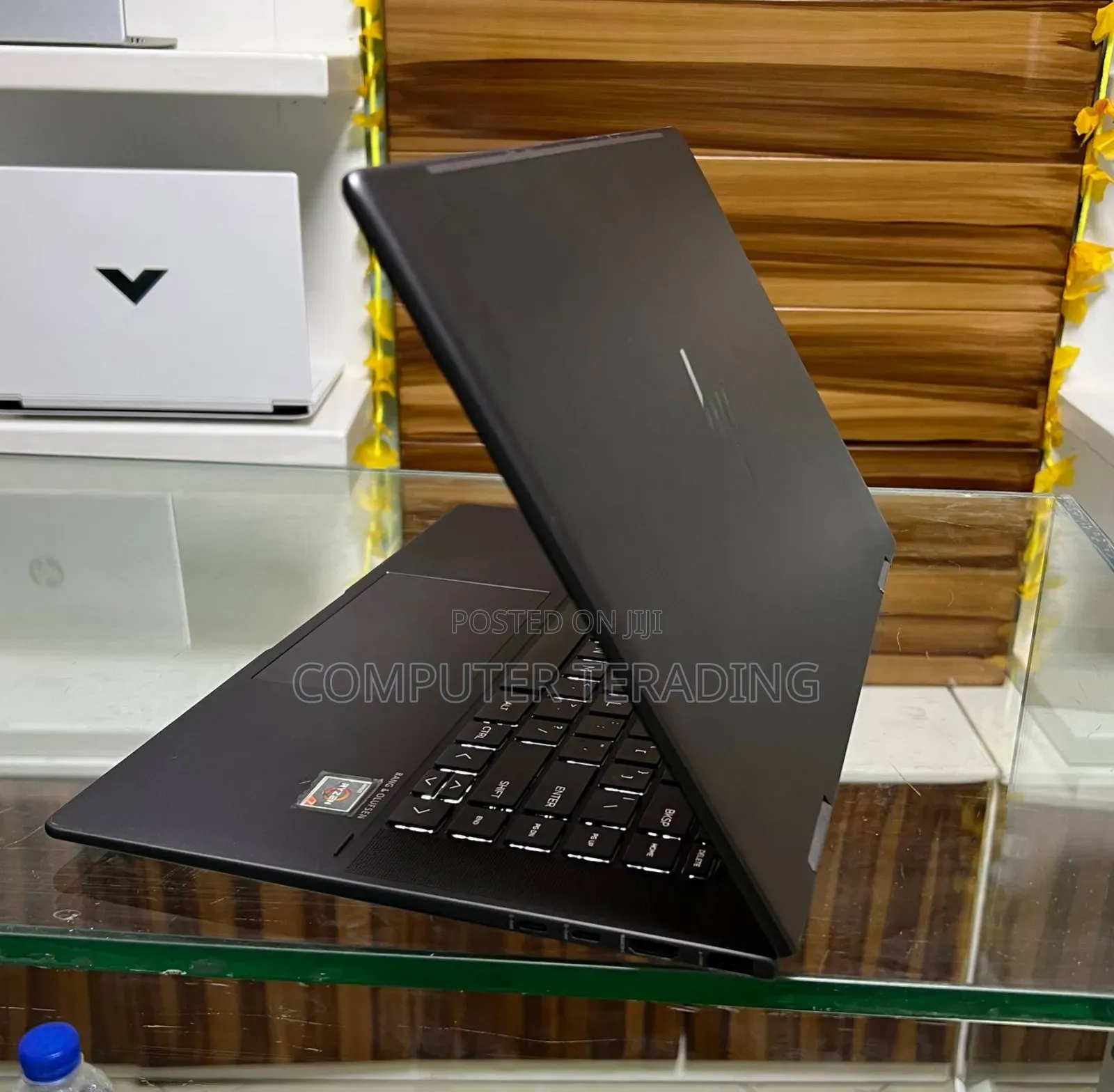 New Laptop HP Envy x360 16GB AMD Ryzen 7 SSD 512GB