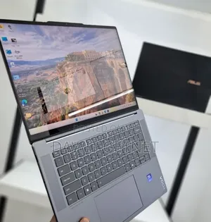 New Laptop Lenovo Yoga 11e 32GB Intel Core Ultra 7 SSD 1T