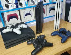 PlayStation 4 Pro ጄልብሬክ 12 ጌሞች የተጫኑበት | 2 Joystick ያልተፈታ Dubai Used
‎