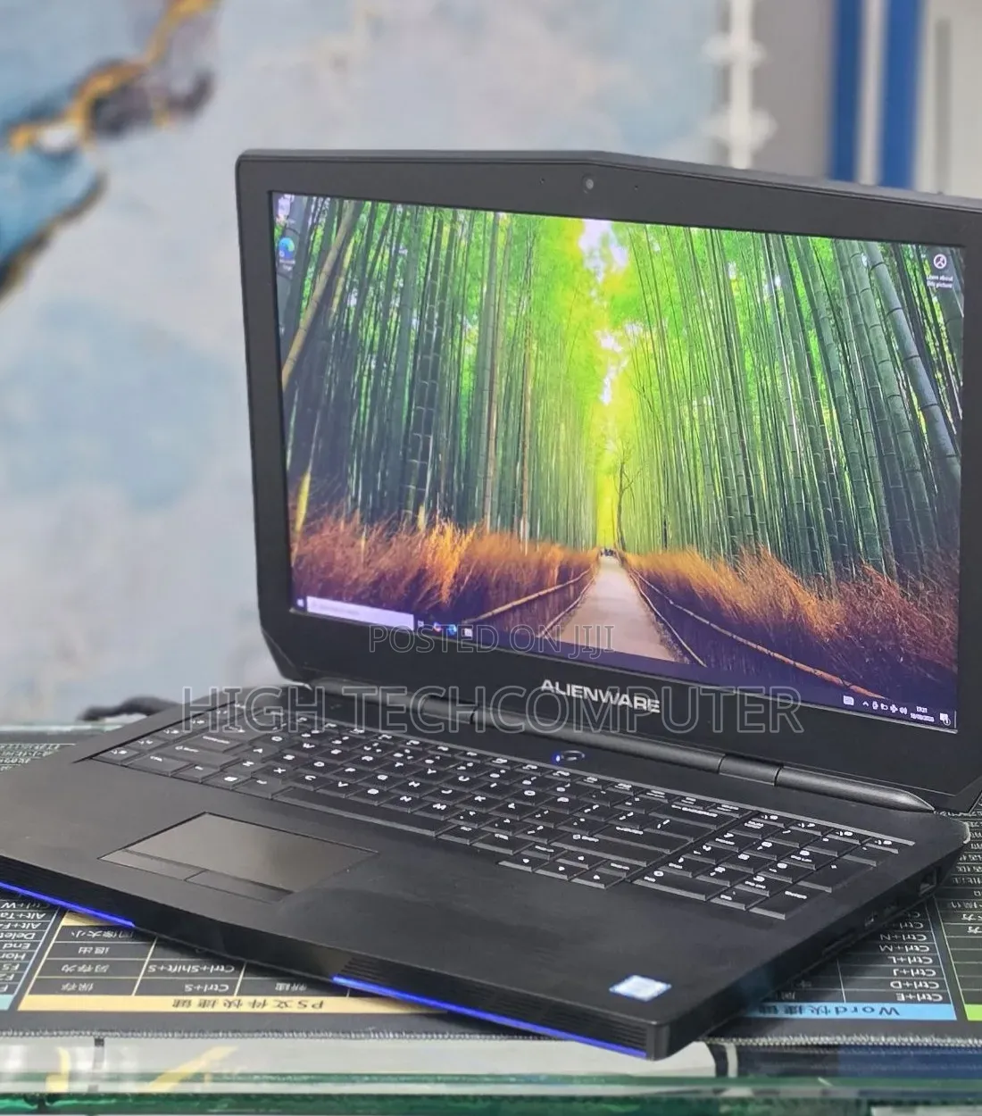 New Laptop Alienware M17x R2 8GB Intel Core i7 SSD 256GB