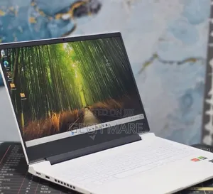 New Laptop HP Victus 15 16GB AMD Ryzen 7 SSD 1T