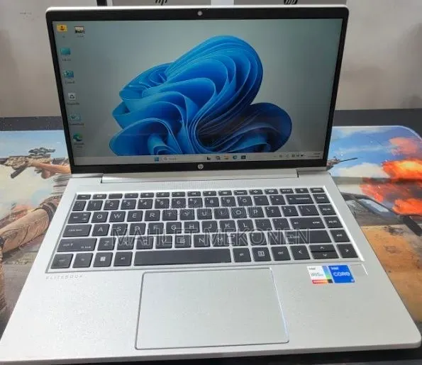 New Laptop HP EliteBook 640 G10 16GB Intel Core i7 SSD 512GB
