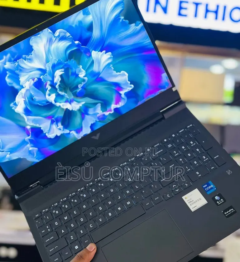 New Laptop HP Victus 15 16GB Intel Core i7 SSD 512GB