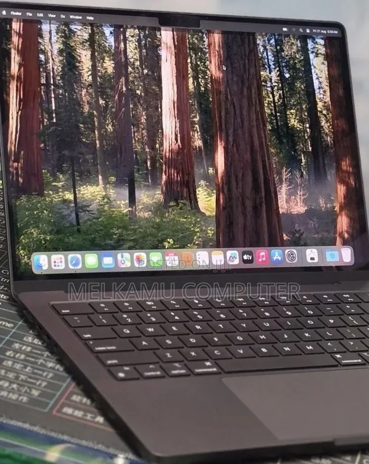 New Laptop Apple MacBook Pro 2024 M4 16GB Apple M4 SSD 512GB