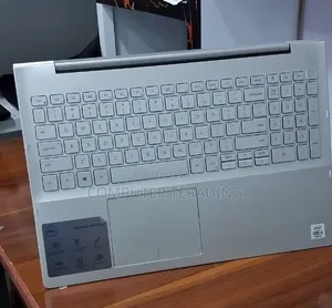 New Laptop Dell Inspiron 15 16GB Intel Core i5 SSD 256GB