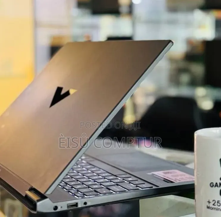 New Laptop HP Victus 16 16GB Intel Core i5 SSD 512GB