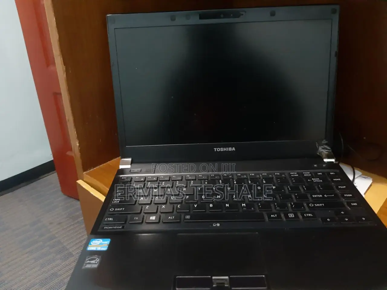 Laptop Toshiba Portege R930 4GB Intel Core i5 HDD+SSD 500GB