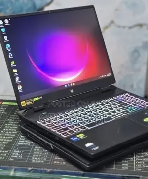 New Laptop Acer Predator Helios Neo 16 16GB Intel Core i7 SSD 512GB