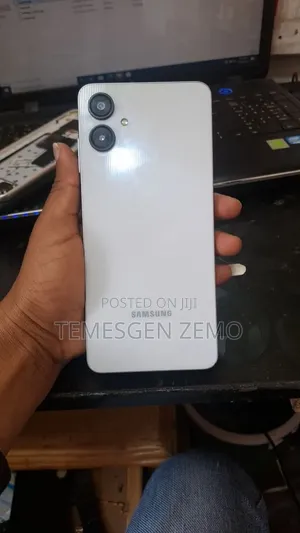 Samsung Galaxy A06 64 GB White