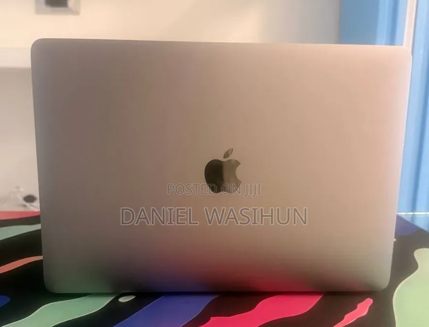 New Laptop Apple MacBook Air 2020 M1 8GB Apple M1 SSD 256GB