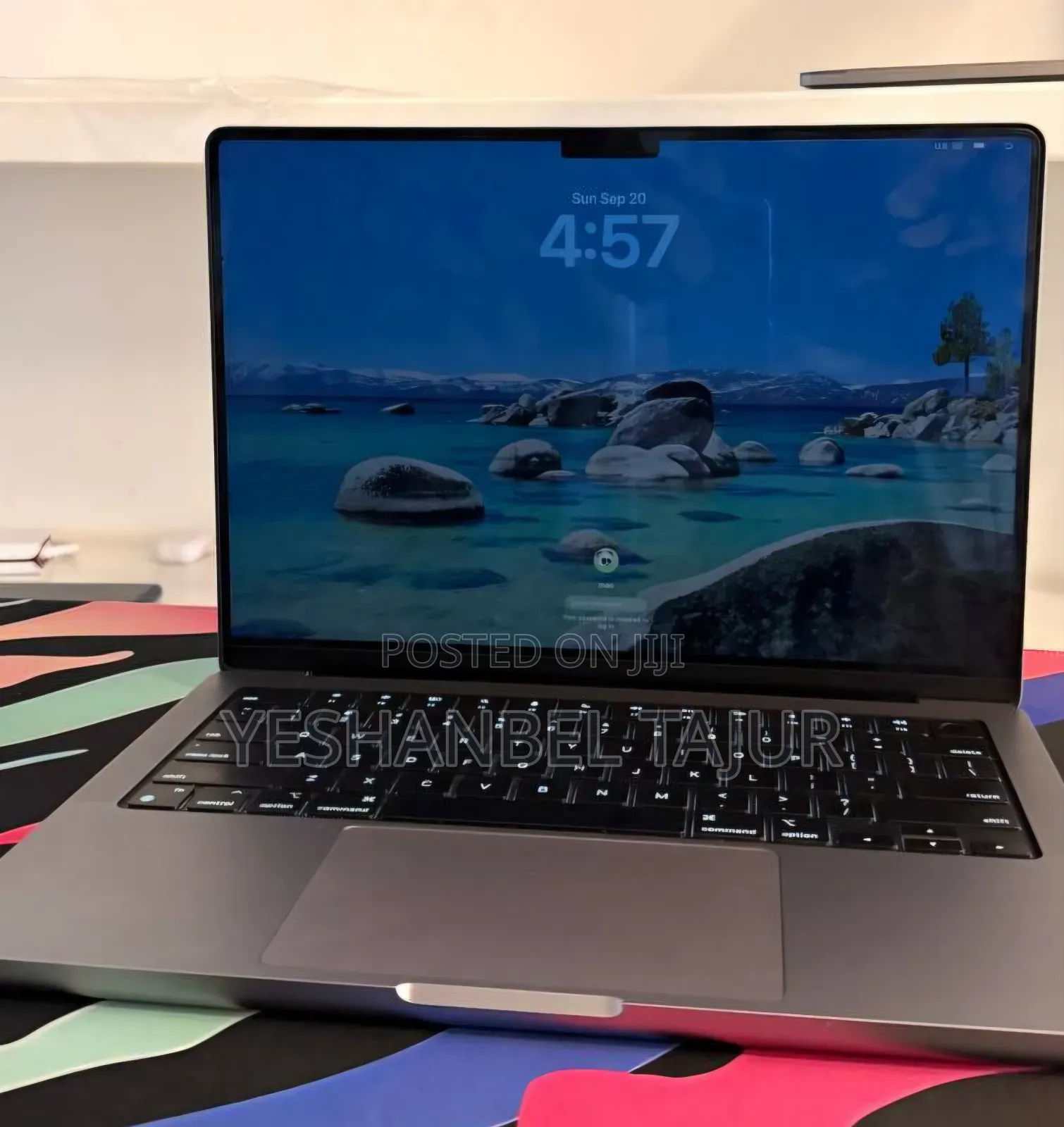 New Laptop Apple MacBook Air 2020 M1 8GB Apple M1 SSD 256GB