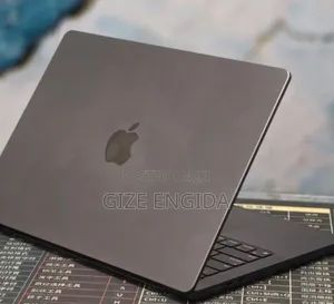 New Laptop Apple MacBook Pro 2024 M4 16GB Apple M4 SSD 512GB