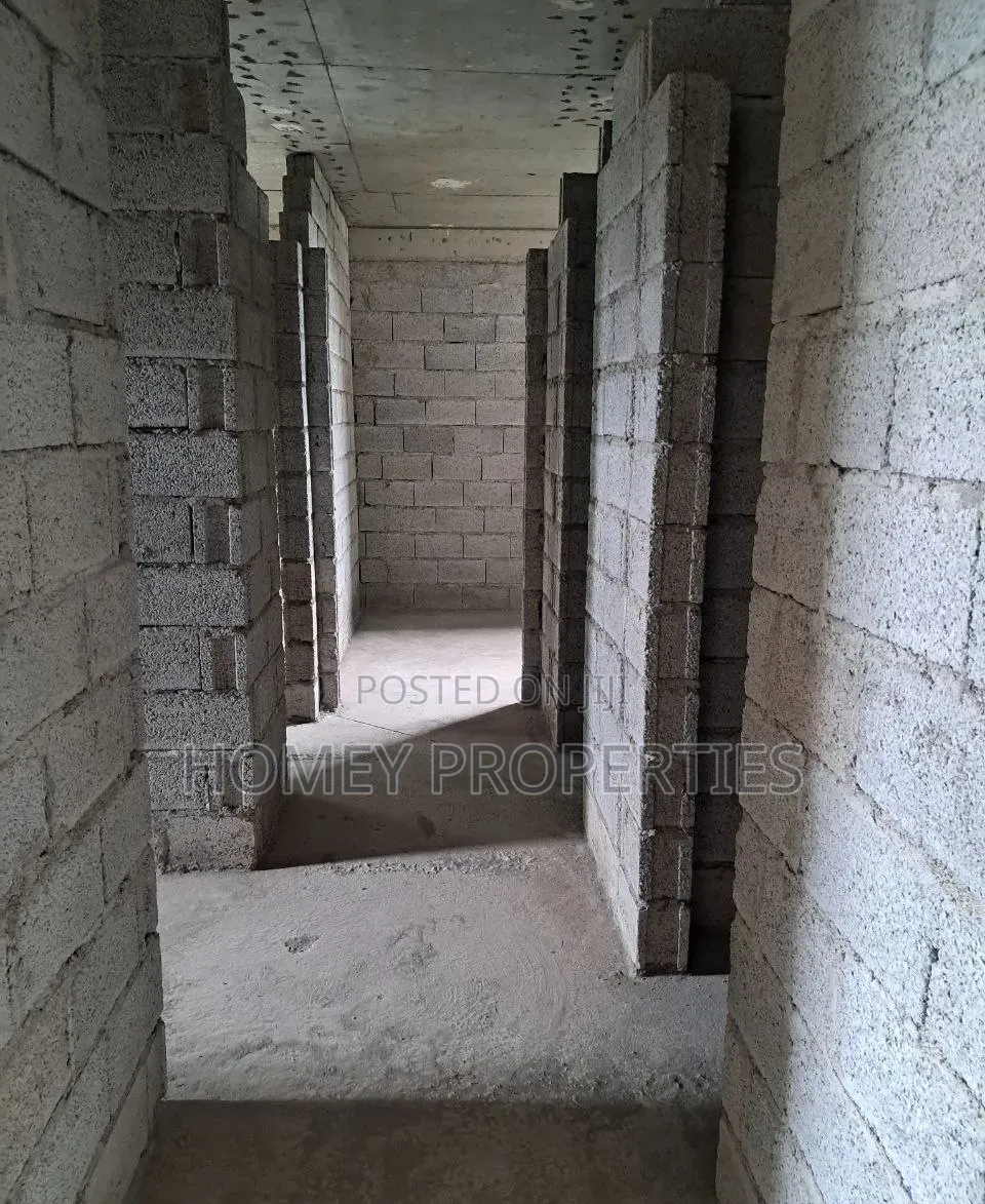 1bdrm Apartment in ትሮፒካል ሪል እስቴት, Kirkos for sale