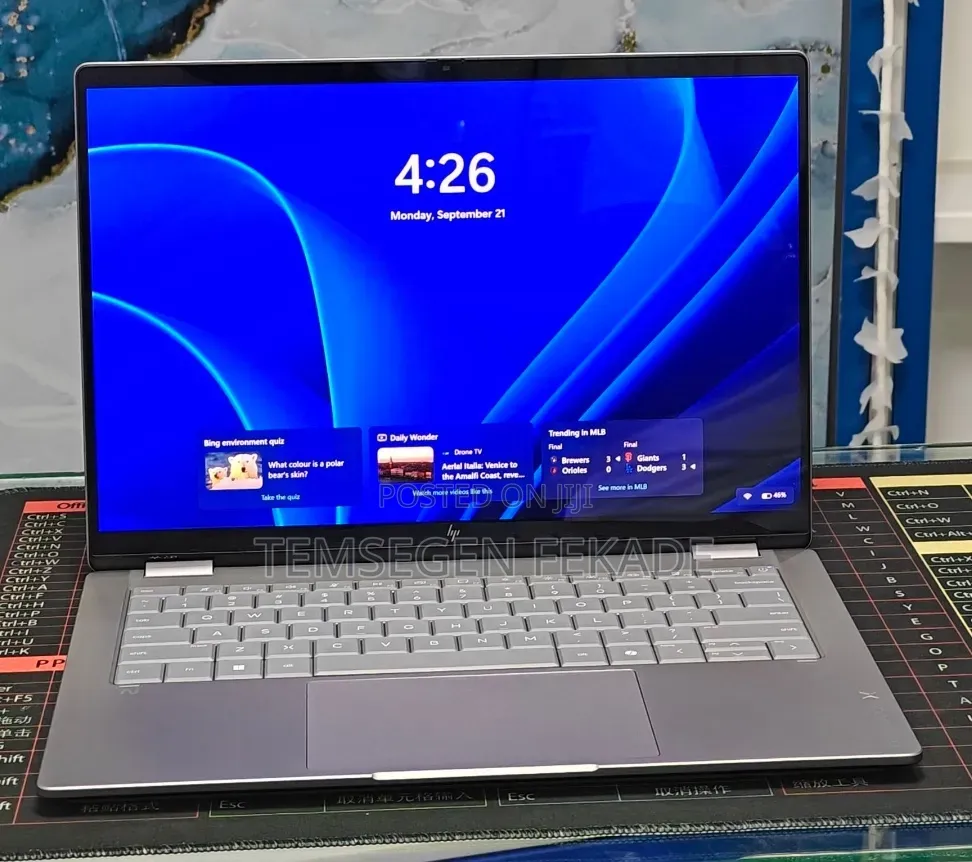 New Laptop HP OmniBook X Flip 14" 16GB Intel Core Ultra 7 SSD 1T