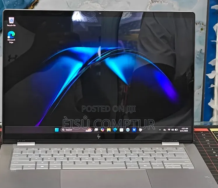 New Laptop HP OmniBook X Flip 16" 16GB Intel Core Ultra 7 SSD 1T