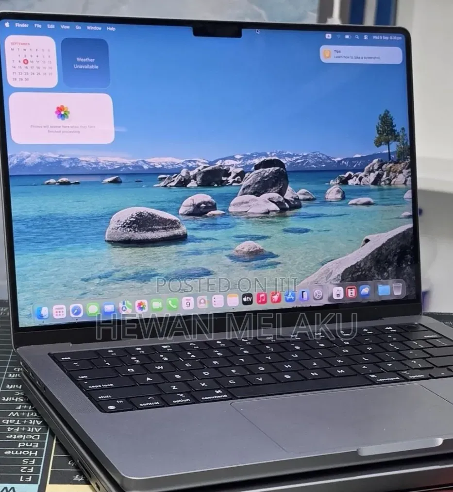 New Laptop Apple MacBook Pro 2021 M1 32GB Apple M1 Pro SSD 1T