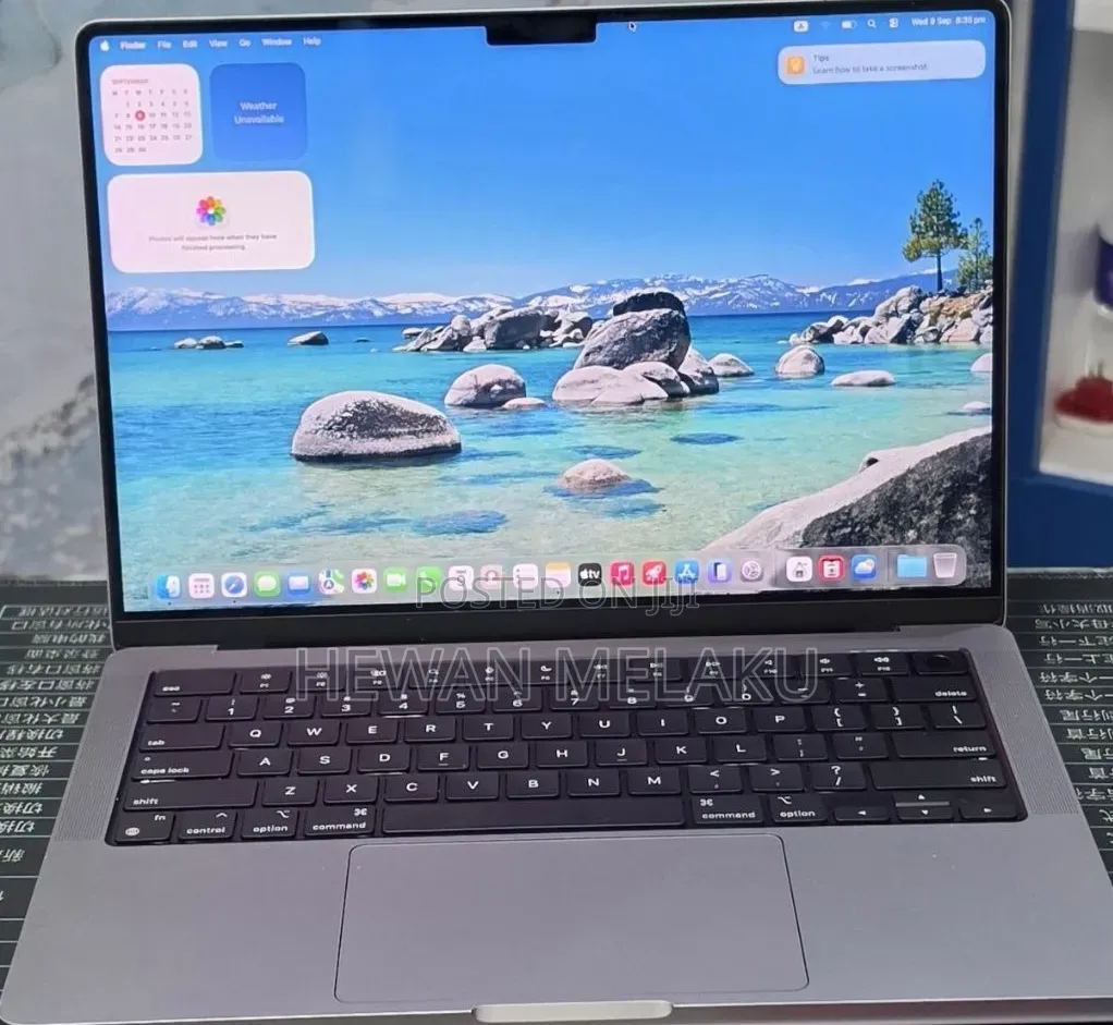 New Laptop Apple MacBook Pro 2021 M1 32GB Apple M1 Pro SSD 1T