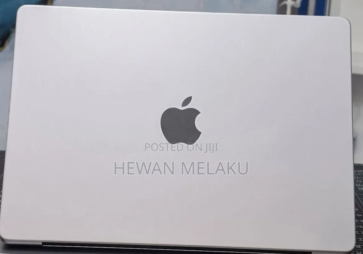 New Laptop Apple MacBook Pro 2021 M1 32GB Apple M1 Pro SSD 1T