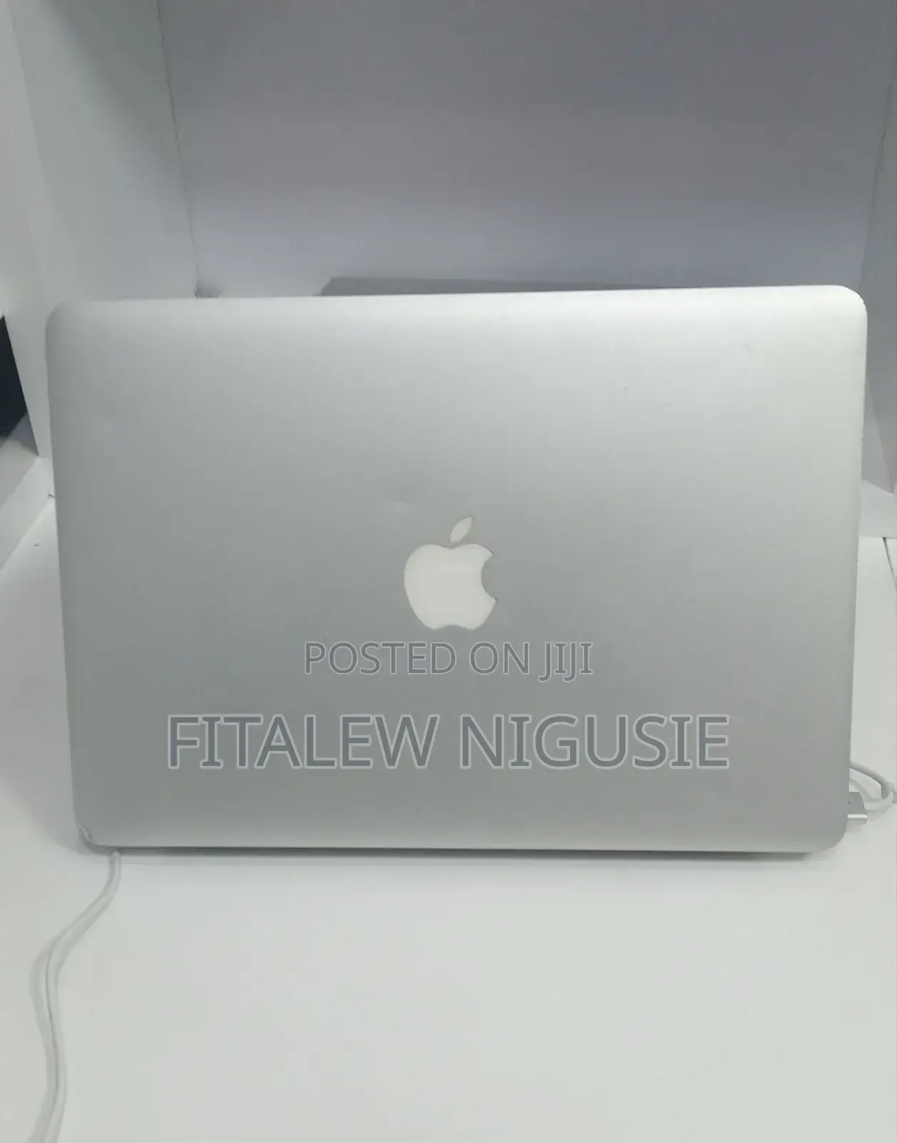 New Laptop Apple MacBook Air 2017 8GB Intel Core i7 SSD 128GB