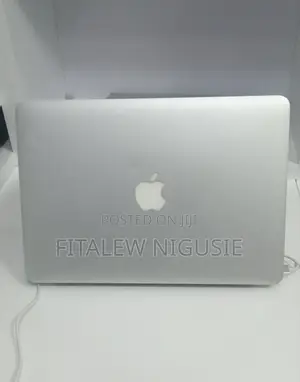 New Laptop Apple MacBook Air 2017 8GB Intel Core i7 SSD 128GB