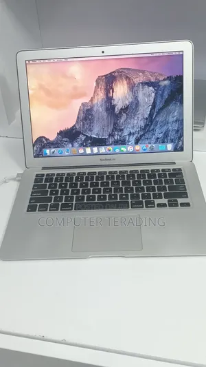 New Laptop Apple MacBook Air 2017 8GB Intel Core i7 SSD 128GB