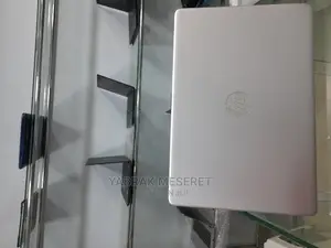 Photo - New Laptop HP 8GB AMD Ryzen 5 SSD 512GB