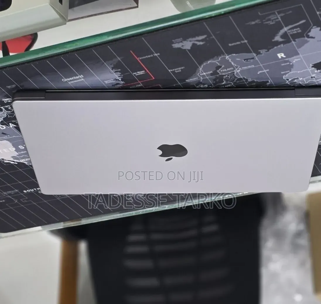 New Laptop Apple MacBook Pro 2023 M2 16GB Apple M2 SSD 512GB