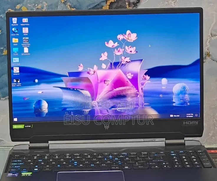 New Laptop Acer Predator Helios 300 16GB Intel Core i9 SSD 512GB