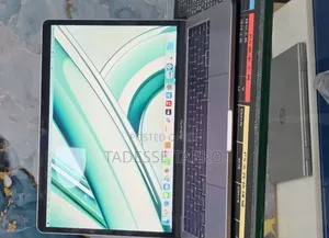 New Laptop Apple MacBook Pro 2022 M2 8GB Apple M2 SSD 256GB