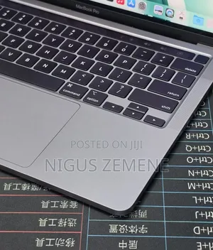 New Laptop Apple MacBook Air 2022 M2 8GB Intel Core i5 SSD 256GB