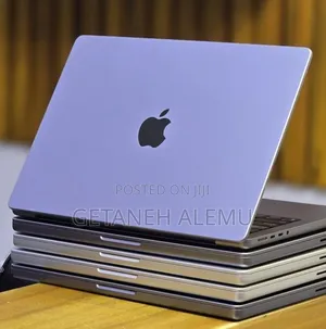 New Laptop Apple MacBook Pro 2021 M1 16GB Apple M1 Pro SSD 512GB