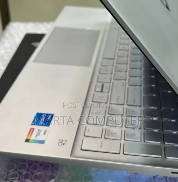 New Laptop HP Pavilion 15 8GB Intel Core i5 SSD 512GB