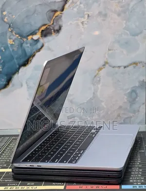 New Laptop Apple MacBook Air 2025 M4 16GB Apple M4 SSD 256GB