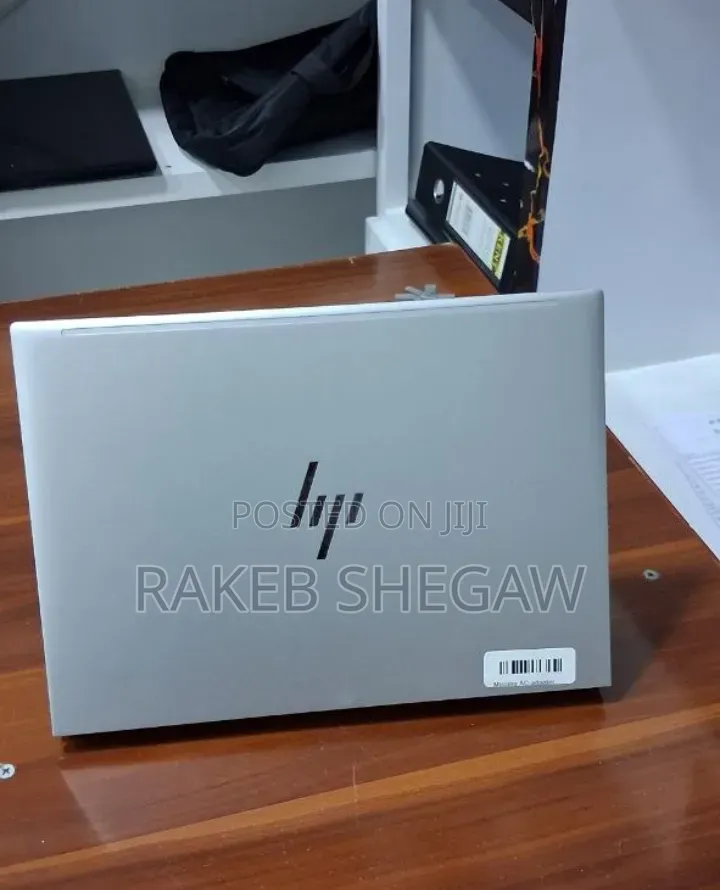 New Laptop HP Elitebook 830 G11 16GB Intel Core i5 SSD 512GB