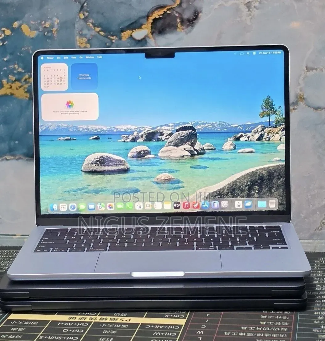 New Laptop Apple MacBook Air 2025 M4 16GB Apple M4 SSD 256GB