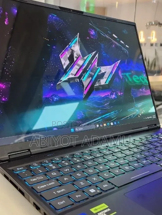 New Laptop Acer Predator Helios Neo 16 32GB Intel Core Ultra 9 SSD 2T