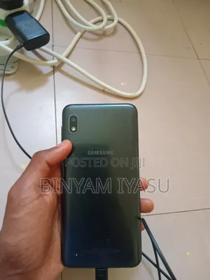 Samsung A10 32 GB Blue