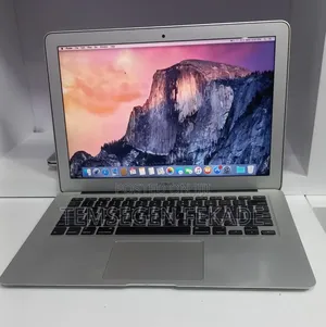 New Laptop Apple MacBook Air 2017 8GB Intel Core i7 SSD 128GB