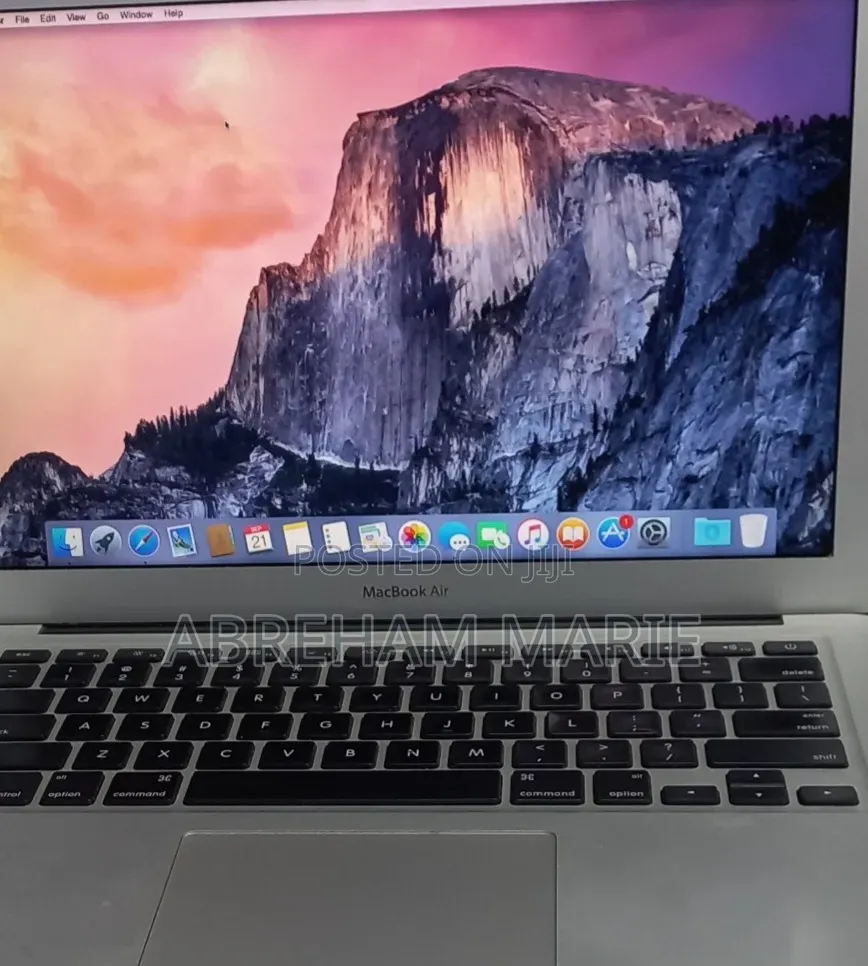 New Laptop Apple MacBook Air 2017 8GB Intel Core i7 SSD 128GB