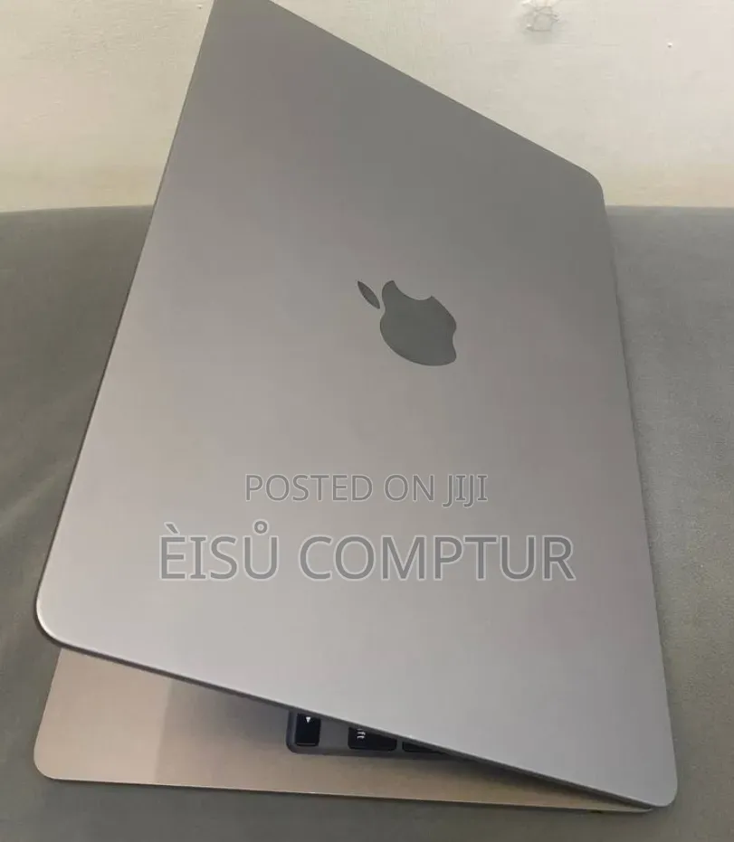 New Laptop Apple MacBook Air 2025 M4 16GB Apple M4 SSD 512GB