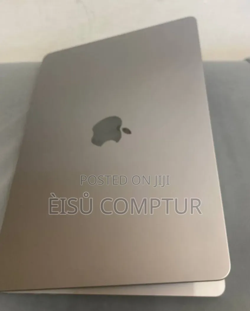 New Laptop Apple MacBook Air 2025 M4 16GB Apple M4 SSD 512GB
