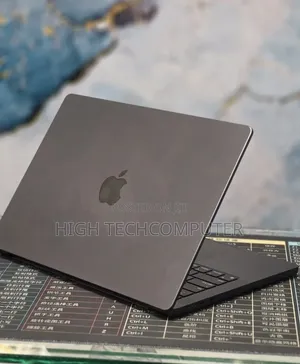 New Laptop Apple MacBook Pro 2024 M4 16GB Apple M4 Pro SSD 512GB