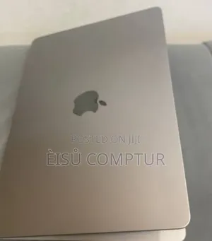 New Laptop Apple MacBook Air 2025 M4 16GB Apple M4 SSD 512GB