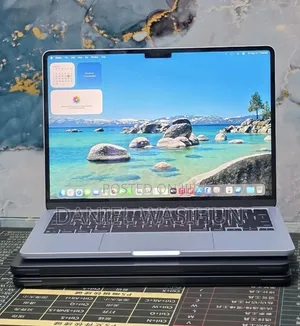 New Laptop Apple MacBook Air 2025 M4 16GB Apple M4 SSD 256GB